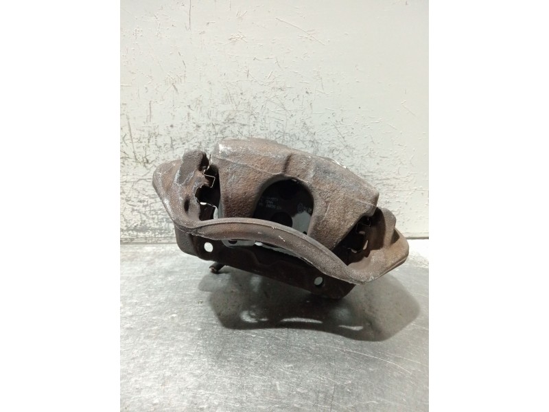Recambio de pinza freno delantera izquierda para mercedes-benz clk (c209) clk 270 cdi (209.316) referencia OEM IAM   