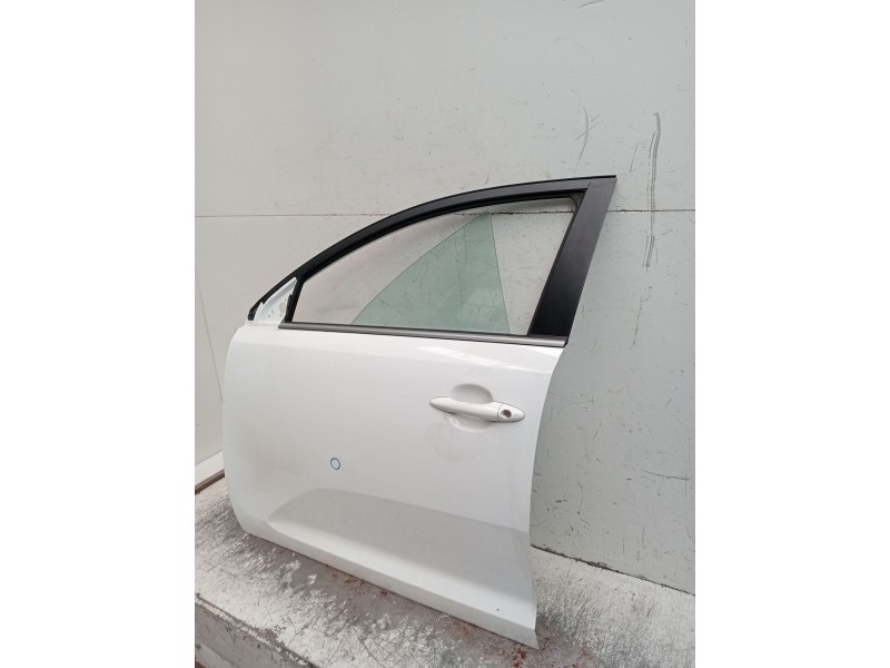 Recambio de puerta delantera izquierda para kia sportage iii (sl) 1.6 gdi referencia OEM IAM  5P 