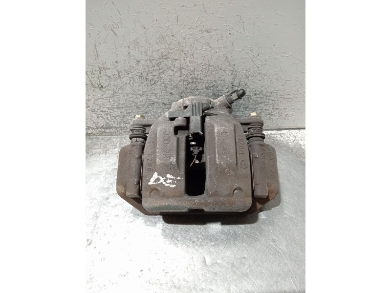 Recambio de pinza freno delantera derecha para mercedes-benz clk (c209) clk 270 cdi (209.316) referencia OEM IAM   