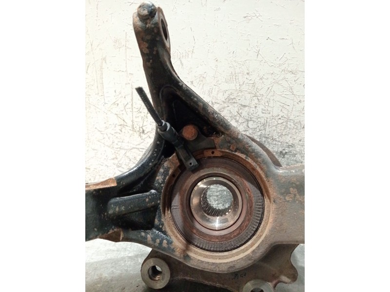 Recambio de mangueta delantera derecha para citroën c4 i (lc_) 2.0 hdi referencia OEM IAM   