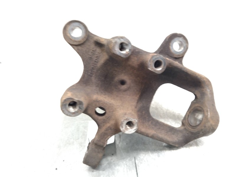 Recambio de mangueta delantera derecha para mercedes sprinter 02.00  caja cerrada 208 cdi (901.6/902.661-662) referencia OEM IAM