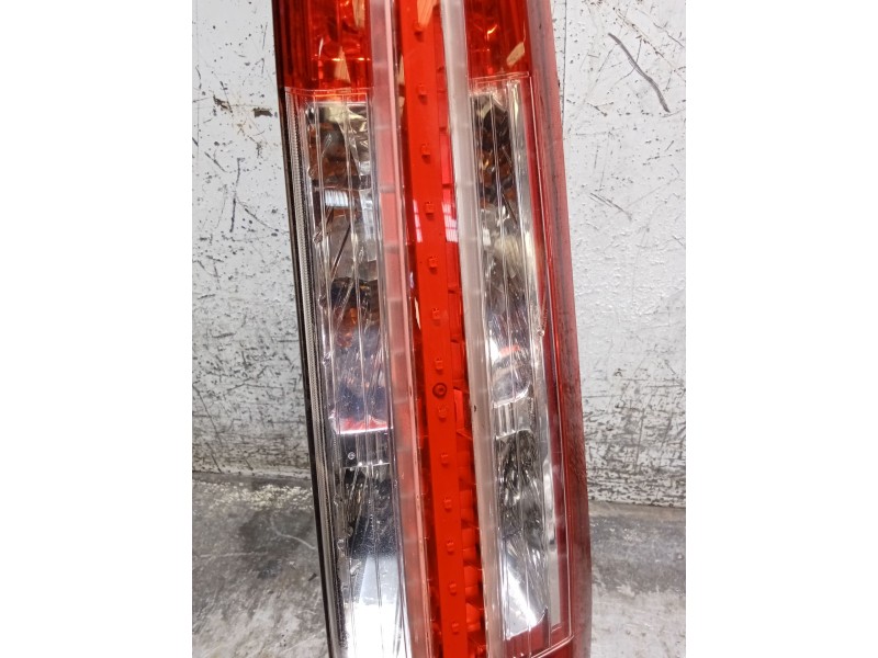 Recambio de piloto trasero derecho para ford c-max (dm2) 1.8 tdci referencia OEM IAM LED  