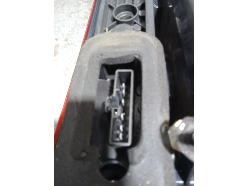Recambio de piloto trasero derecho para ford c-max (dm2) 1.8 tdci referencia OEM IAM LED  