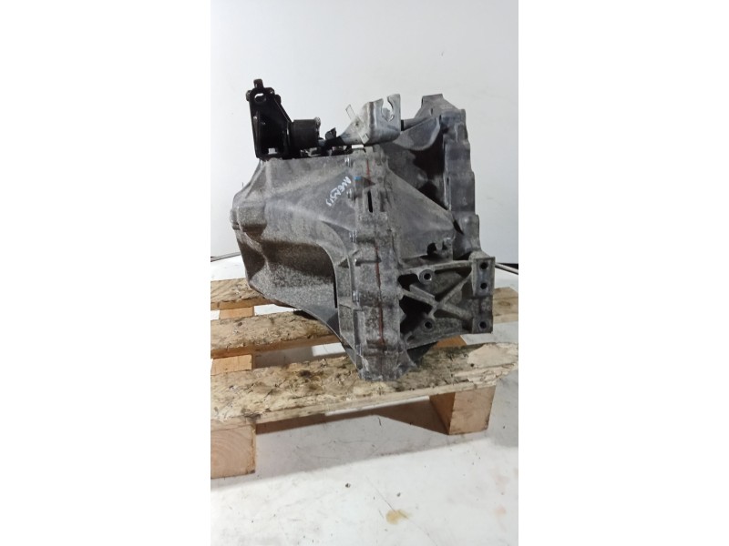 Recambio de caja cambios para toyota avensis sedán (_t27_) 2.0 d-4d (adt270_) referencia OEM IAM  6V 