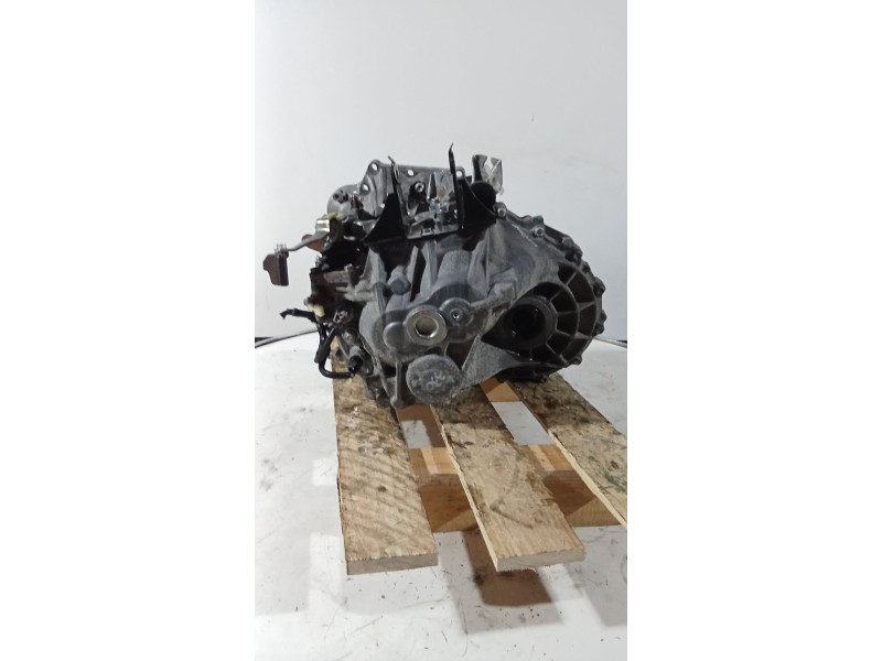 Recambio de caja cambios para toyota avensis sedán (_t27_) 2.0 d-4d (adt270_) referencia OEM IAM  6V 