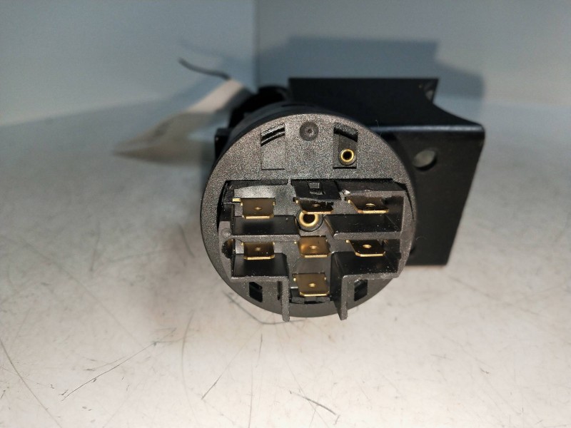 Recambio de conmutador de arranque para lancia lancia y 1.2 cat referencia OEM IAM   
