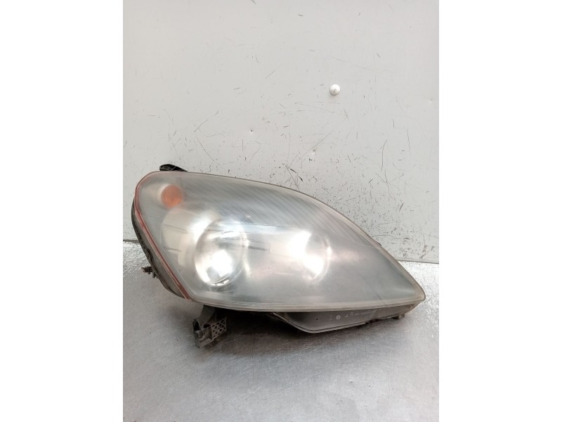 Recambio de faro derecho para opel zafira / zafira family b (a05) 1.9 cdti (m75) referencia OEM IAM 1305236081  