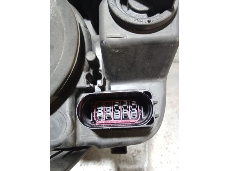 Recambio de faro derecho para ford c-max (dm2) 1.8 tdci referencia OEM IAM   