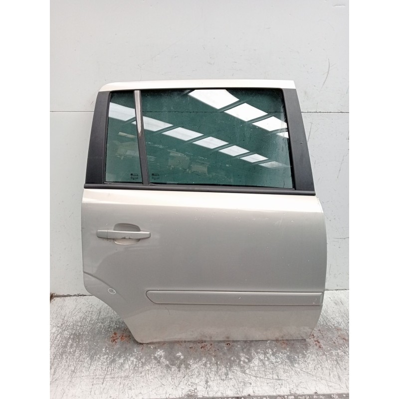 Recambio de puerta trasera derecha para opel zafira / zafira family b (a05) 1.7 cdti (m75) referencia OEM IAM  5P 