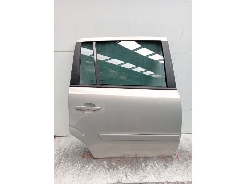 Recambio de puerta trasera derecha para opel zafira / zafira family b (a05) 1.7 cdti (m75) referencia OEM IAM  5P 