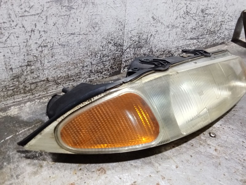 Recambio de faro derecho para rover 200 ii hatchback (rf) 220 d/sd referencia OEM IAM   