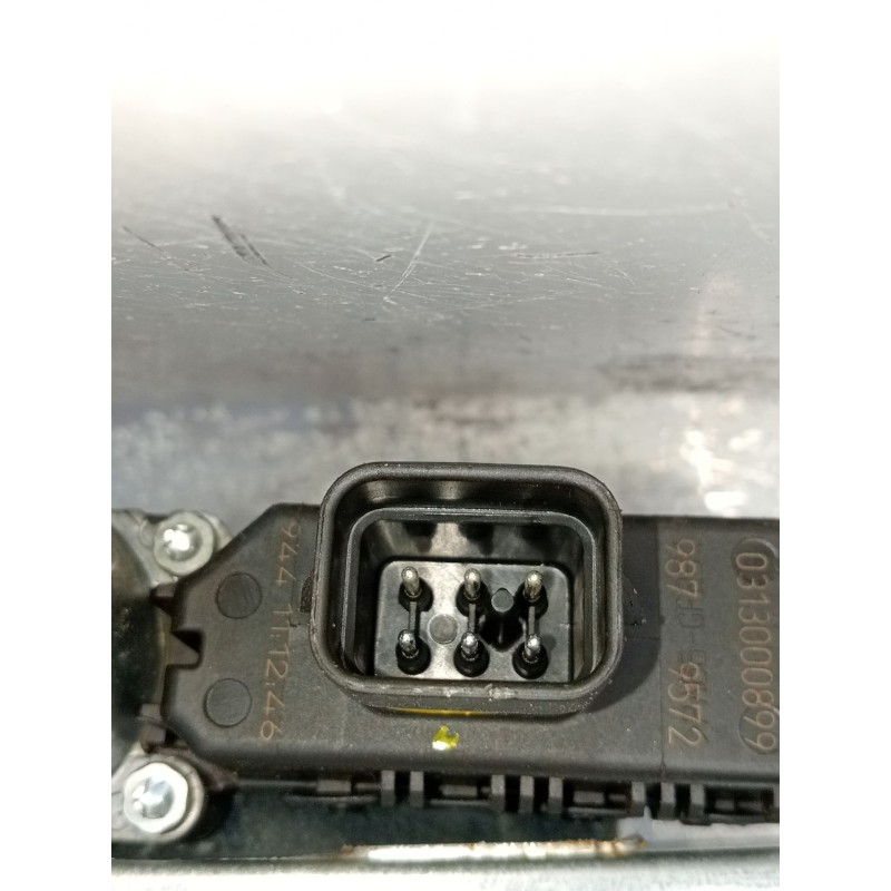 Recambio de elevalunas trasero izquierdo para opel zafira / zafira family b (a05) 1.9 cdti (m75) referencia OEM IAM 13132231LH 5