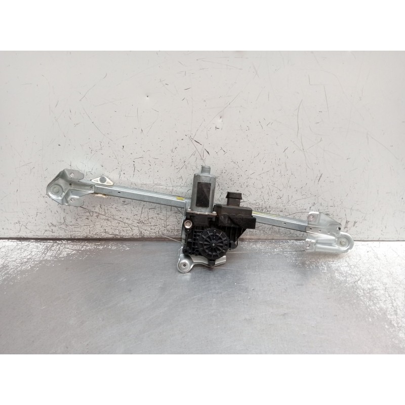 Recambio de elevalunas trasero derecho para opel zafira / zafira family b (a05) 1.9 cdti (m75) referencia OEM IAM 13132232 5P 