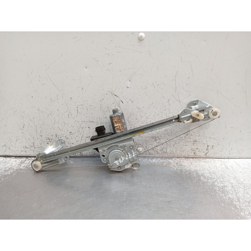 Recambio de elevalunas trasero derecho para opel zafira / zafira family b (a05) 1.9 cdti (m75) referencia OEM IAM 13132232 5P 