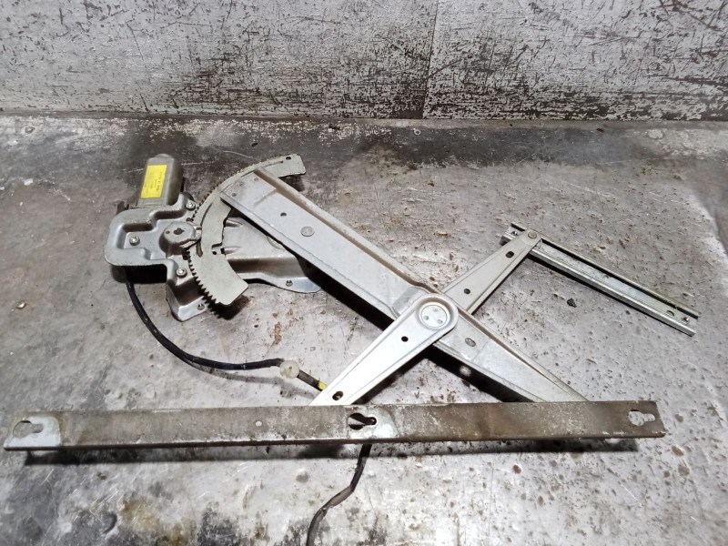 Recambio de elevalunas delantero derecho para rover 200 ii hatchback (rf) 220 d/sd referencia OEM IAM 2P  