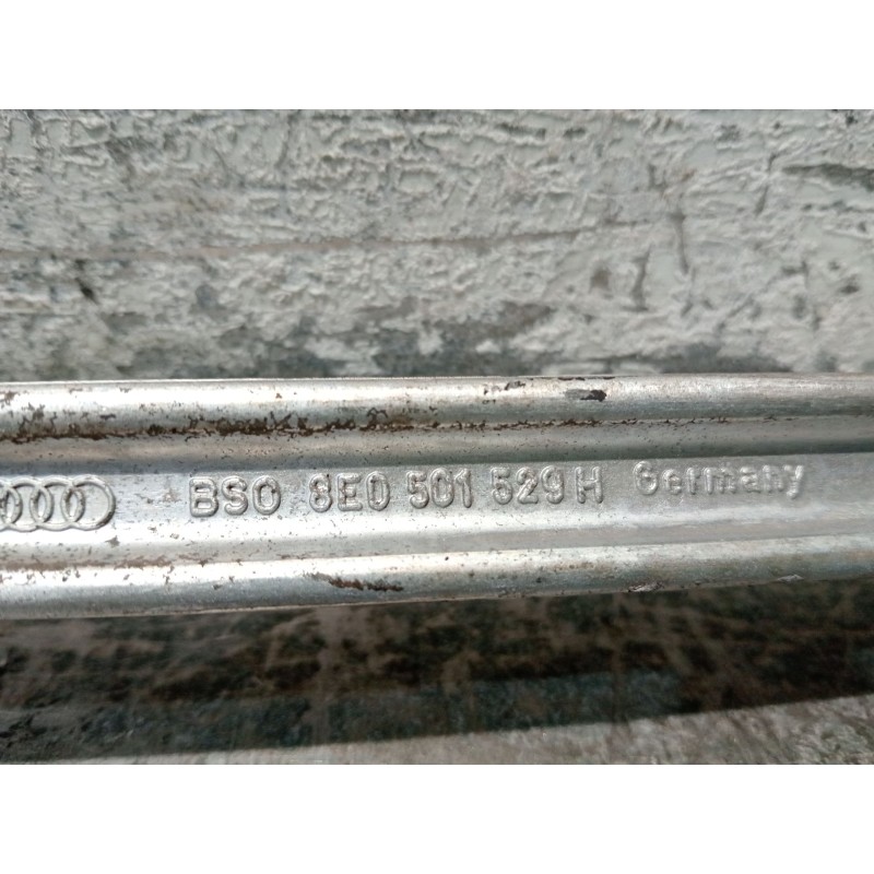 Recambio de brazo suspension inferior trasero derecho para audi a4 b6 (8e2) 2.0 referencia OEM IAM 8E0501529H  