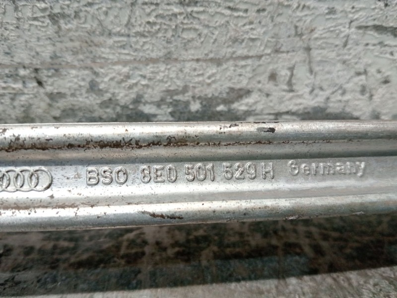 Recambio de brazo suspension inferior trasero derecho para audi a4 b6 (8e2) 2.0 referencia OEM IAM 8E0501529H  