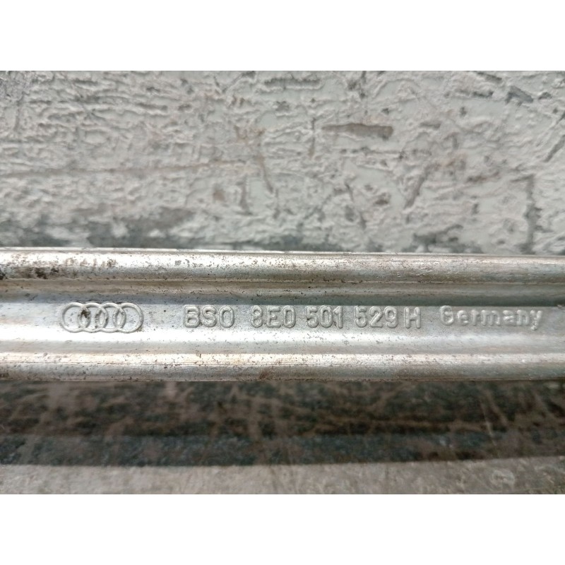 Recambio de brazo suspension inferior trasero izquierdo para audi a4 b6 (8e2) 2.0 referencia OEM IAM 8E0501529H  