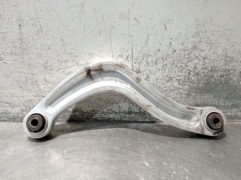 Recambio de brazo suspension inferior trasero izquierdo para audi a4 b6 (8e2) 2.0 referencia OEM IAM 8E0505323L  