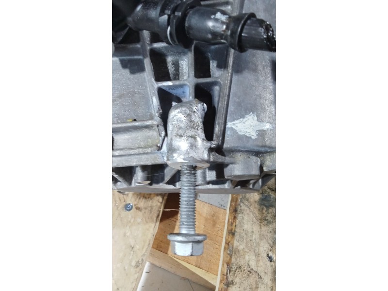 Recambio de caja cambios para skoda citigo (nf1) 1.0 referencia OEM IAM RNY 5v 0395 0510731 FM5CF011