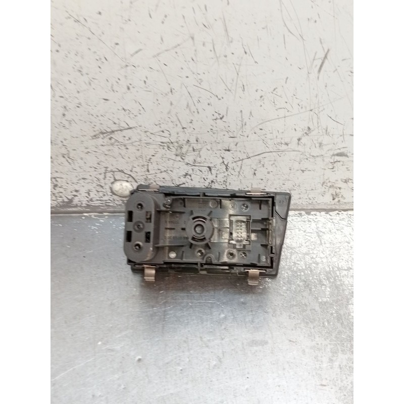 Recambio de mando luces para opel zafira / zafira family b (a05) 1.9 cdti (m75) referencia OEM IAM 13205868 04060100 