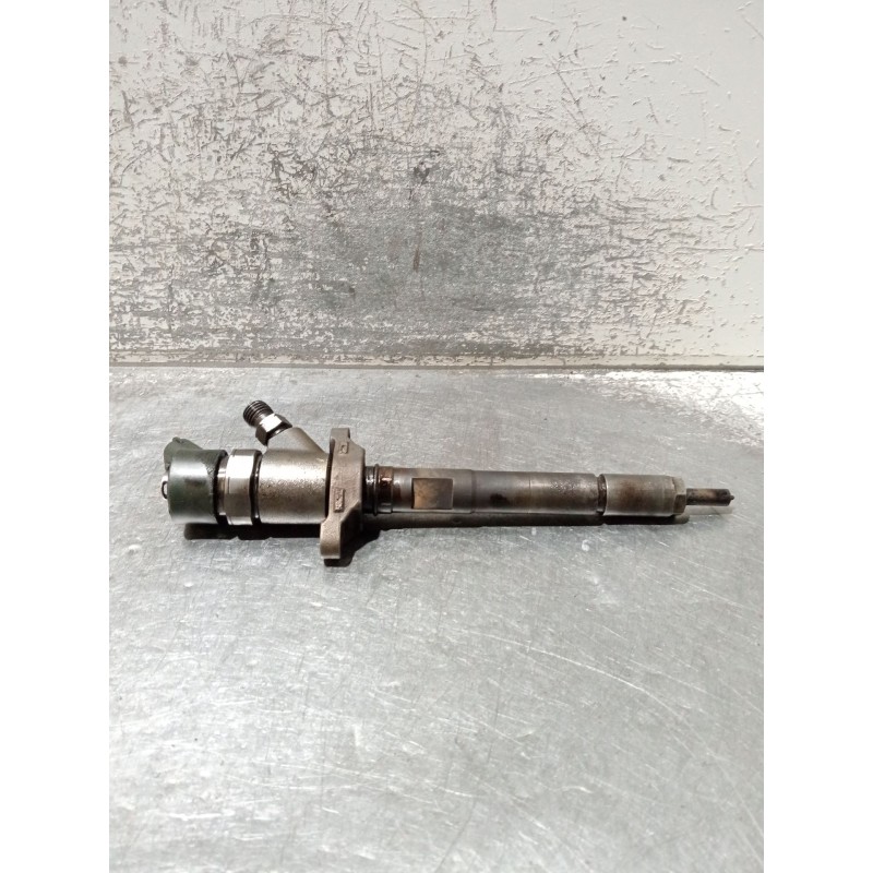 Recambio de inyector para peugeot 307 sw (3h) 1.6 hdi 110 referencia OEM IAM 328480 0445110259 BOSCH