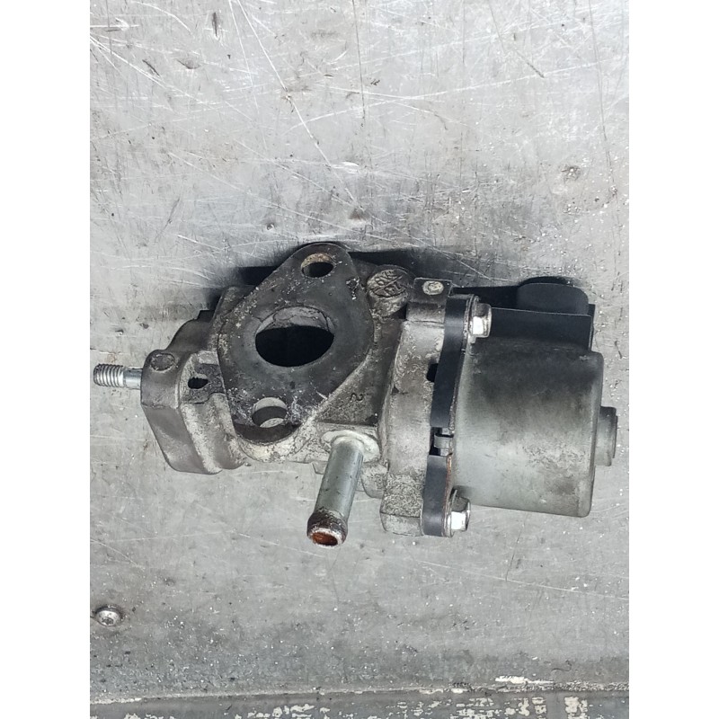 Recambio de valvula egr para toyota yaris (_p9_) 1.4 d-4d (nlp90_) referencia OEM IAM 2562033050 1350008120 