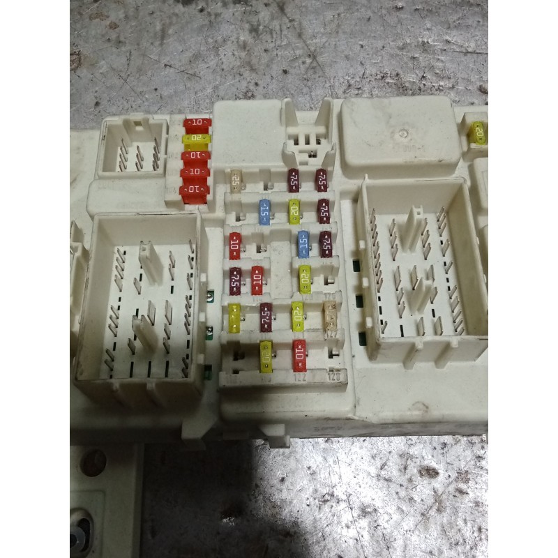 Recambio de caja reles / fusibles para ford c-max (dm2) 1.8 tdci referencia OEM IAM 8M5T14014NAA 7M5T14A073DD 