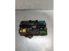 Recambio de caja reles / fusibles para opel zafira / zafira family b (a05) 1.9 cdti (m75) referencia OEM IAM 13220831 5DK0086695