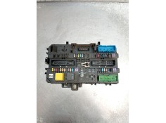 Recambio de caja reles / fusibles para opel zafira / zafira family b (a05) 1.9 cdti (m75) referencia OEM IAM 13220831 5DK0086695 2