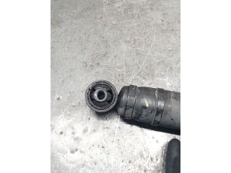 Recambio de amortiguador trasero izquierdo para opel meriva a monospace (x03) 1.6 16v (e75) referencia OEM IAM 22194394 22403466