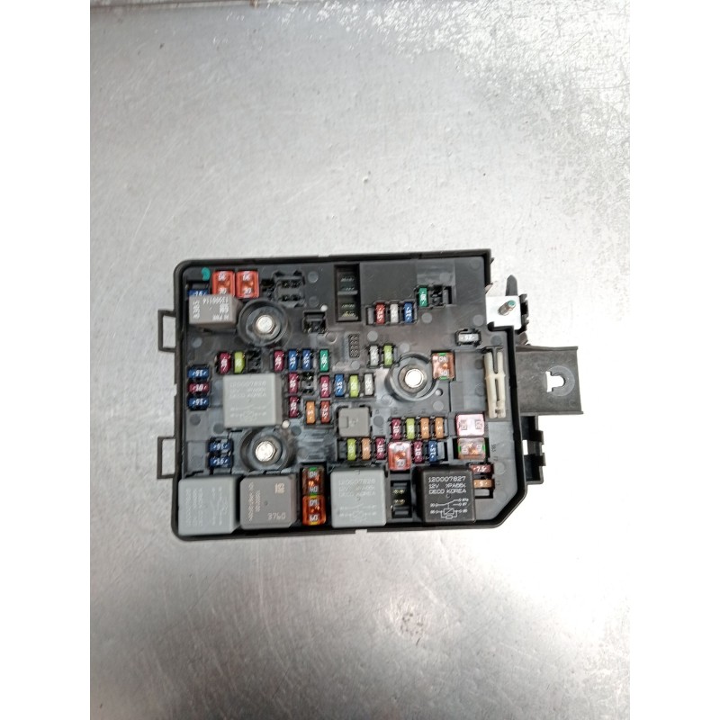 Recambio de caja reles / fusibles para opel mokka / mokka x (j13) 1.4 (_76) referencia OEM IAM 42397194 A0002310 