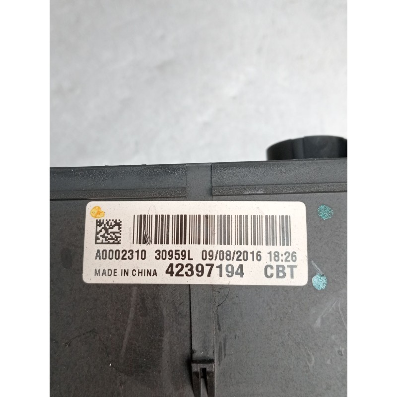 Recambio de caja reles / fusibles para opel mokka / mokka x (j13) 1.4 (_76) referencia OEM IAM 42397194 A0002310 