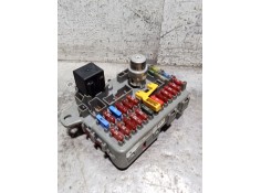 Recambio de caja reles / fusibles para rover 200 ii hatchback (rf) 220 d/sd referencia OEM IAM YQF102470 122241112796