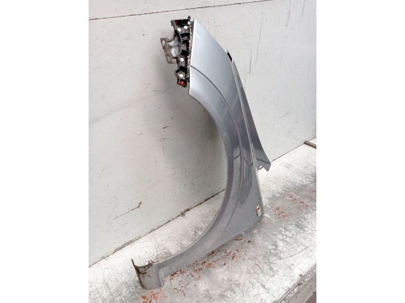 Recambio de aleta delantera izquierda para opel zafira / zafira family b (a05) 1.7 cdti (m75) referencia OEM IAM   