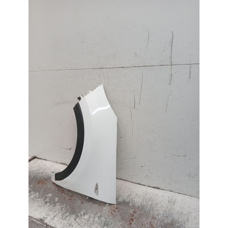 Recambio de aleta delantera izquierda para kia sportage iii (sl) 1.6 gdi referencia OEM IAM   