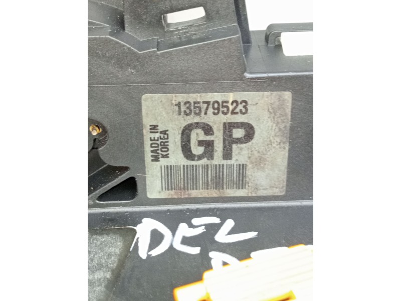 Recambio de motor cierre centralizado delantero derecho para opel mokka / mokka x (j13) 1.4 (_76) referencia OEM IAM 13579523 5P