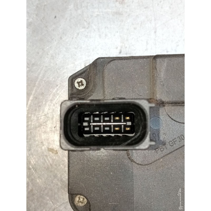 Recambio de motor cierre centralizado trasero derecho para opel zafira / zafira family b (a05) 1.9 cdti (m75) referencia OEM IAM