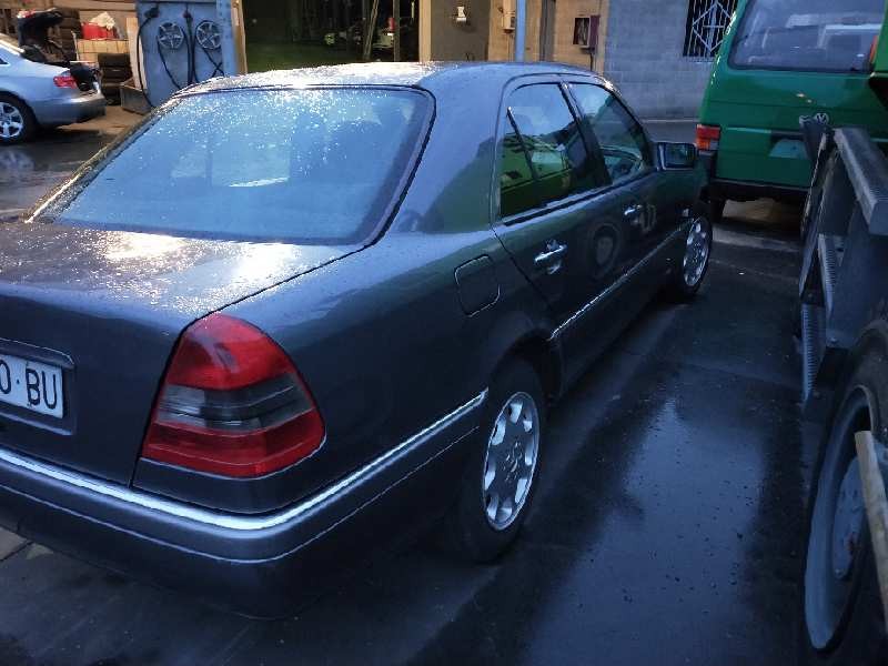 mercedes clase c (w202) berlina del año 1996