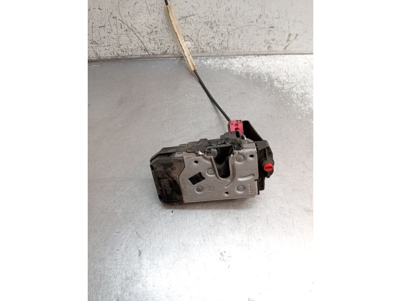 Recambio de motor cierre centralizado trasero izquierdo para opel zafira / zafira family b (a05) 1.9 cdti (m75) referencia OEM I