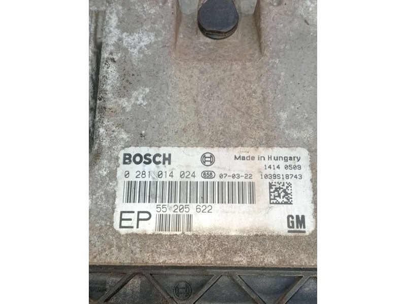 Recambio de centralita motor uce para opel zafira / zafira family b (a05) 1.9 cdti (m75) referencia OEM IAM 0281014024 55205622 