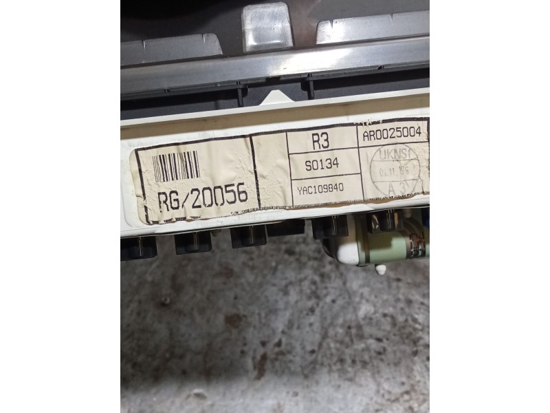 Recambio de cuadro instrumentos para rover 200 ii hatchback (rf) 220 d/sd referencia OEM IAM  AR0025004 YAC109840