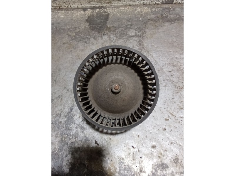 Recambio de motor calefaccion para rover 200 ii hatchback (rf) 220 d/sd referencia OEM IAM W962265H 0038125 