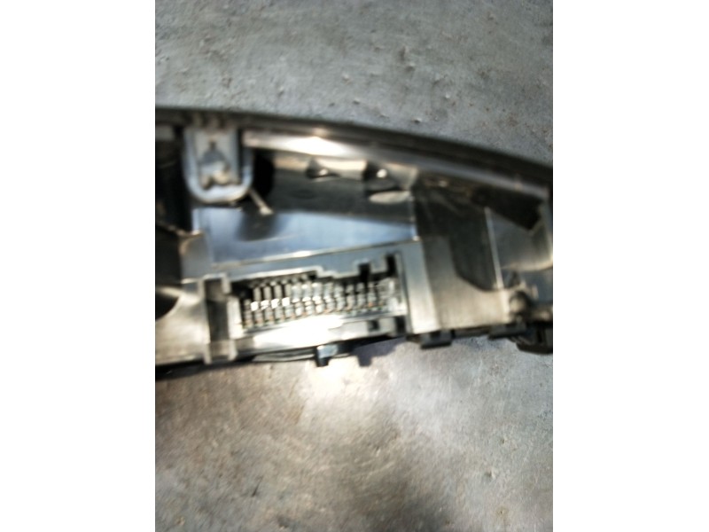 Recambio de luz interior para mercedes-benz cla shooting brake (x118) cla 200 d (118.612) referencia OEM IAM A0009000439 2407030