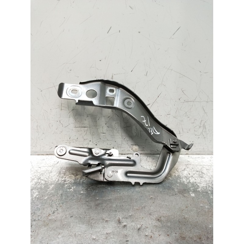 Recambio de bisagra capot para mercedes-benz cla shooting brake (x118) cla 200 d (118.612) referencia OEM IAM A1778801100 IZQUIE