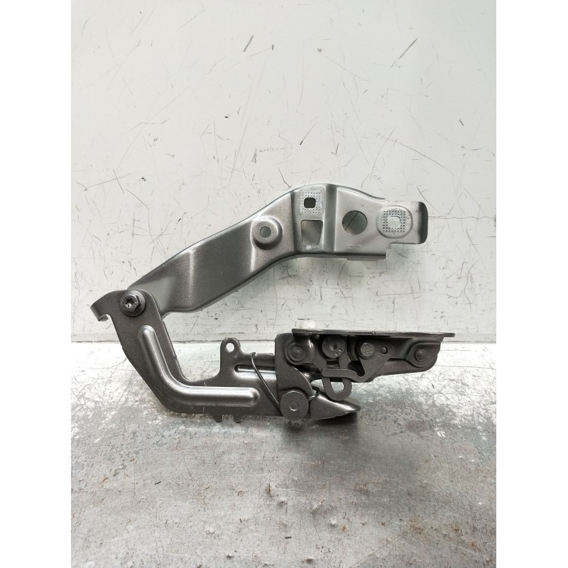 Recambio de bisagra capot para mercedes-benz cla shooting brake (x118) cla 200 d (118.612) referencia OEM IAM A1778801100 IZQUIE