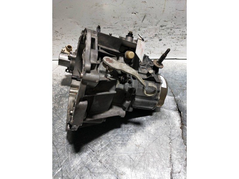 Recambio de caja cambios para citroen bx berlina 1.8 turbodiesel referencia OEM IAM CJ45A 966938 