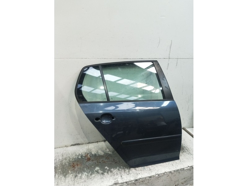 Recambio de puerta trasera derecha para volkswagen golf v berlina (1k1) 1.9 tdi referencia OEM IAM  5P 
