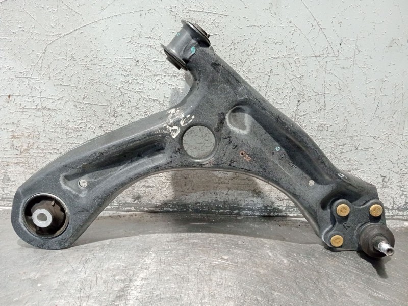 Recambio de brazo suspension inferior delantero derecho para skoda citigo (nf1) 1.0 referencia OEM IAM   
