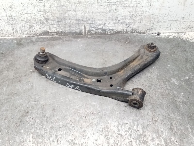 Recambio de brazo suspension inferior delantero derecho para dacia spring ev (b6m1) referencia OEM IAM   